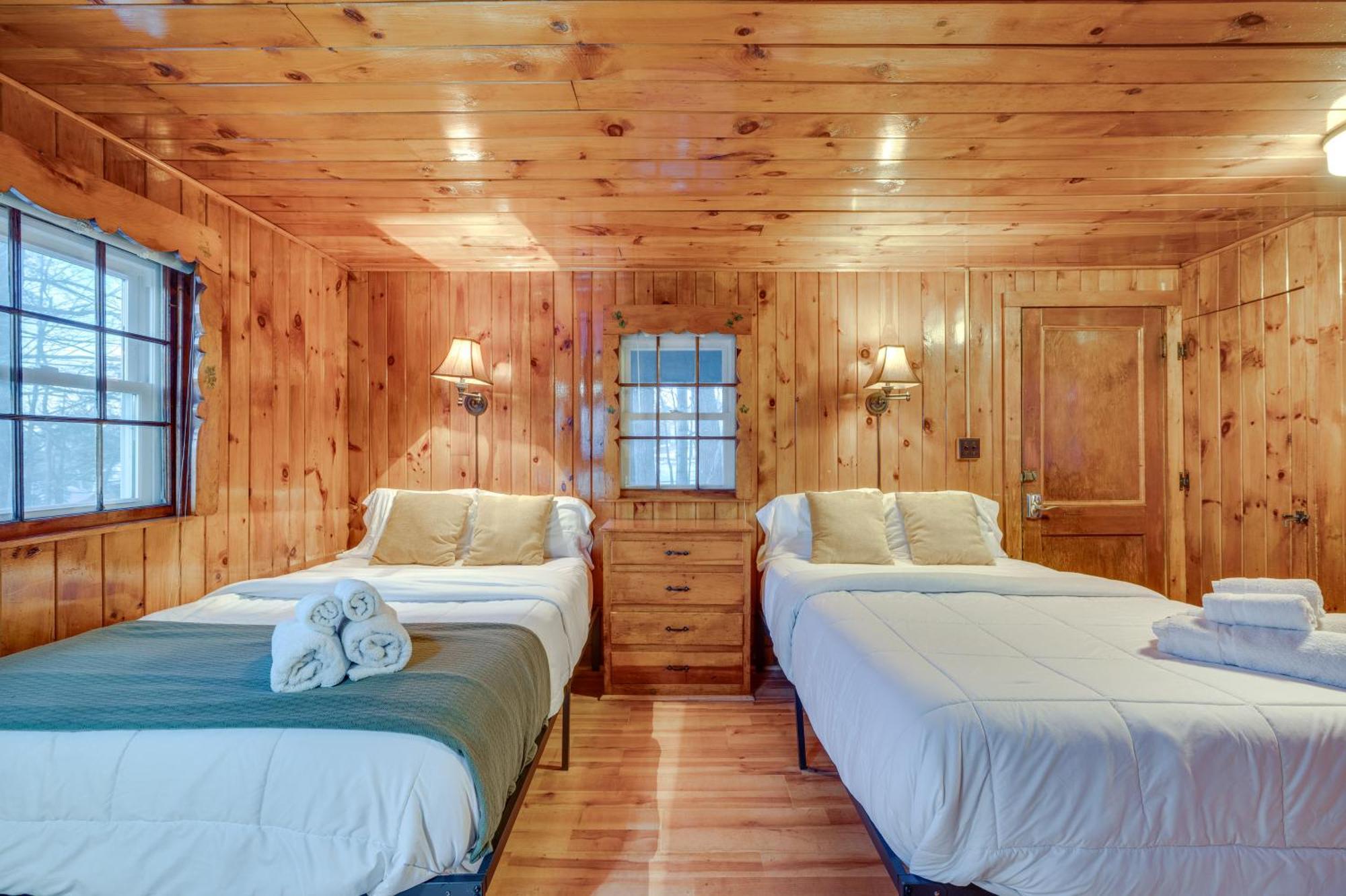 شقة Cozy Laconia Studio With Pool Access - 2 Mi To Lake! المظهر الخارجي الصورة